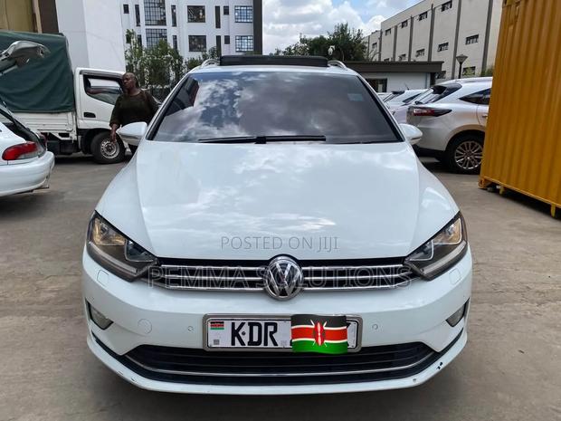 Volkswagen Golf SportWagen 2017 White