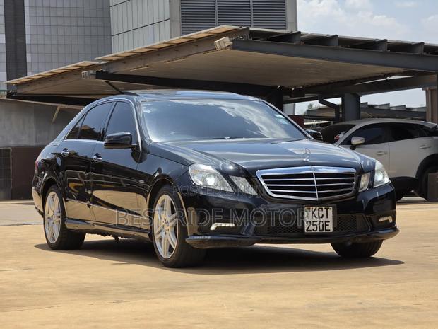Mercedes-Benz E250 2011 Black