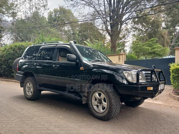 Toyota Land Cruiser 2003 Black