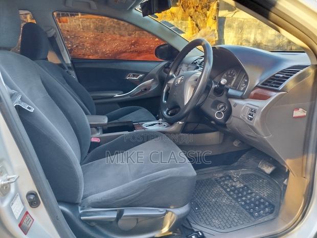 Toyota Premio 1.8 AWD 2016 Silver