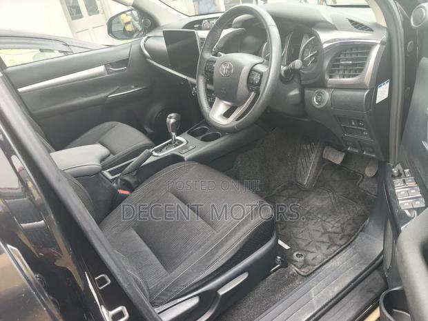 Toyota Hilux Revo Double Cab Deisel 2.4 AWD 2021
