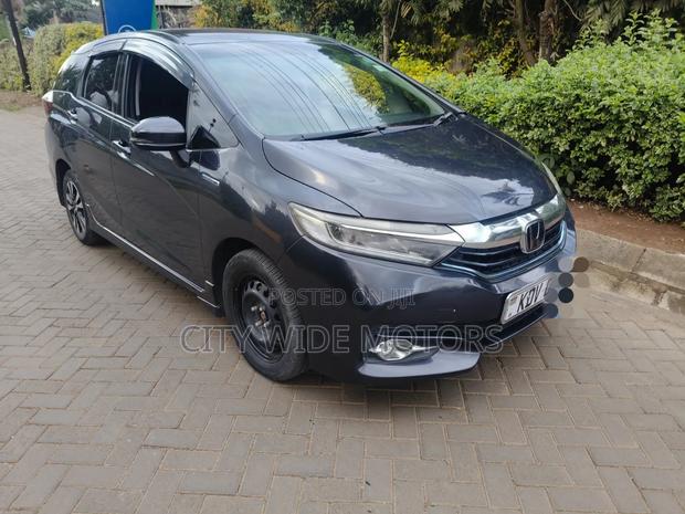 Honda Fit Shuttle 2019 Black