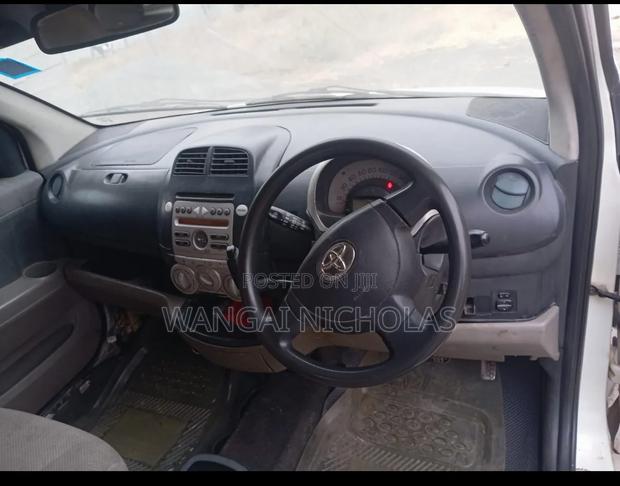 Toyota Passo 2005 White