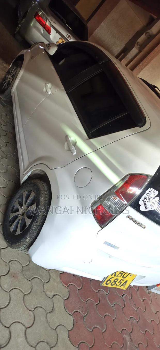 Toyota Passo 2005 White