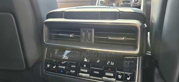 Lexus LX 2023 Black