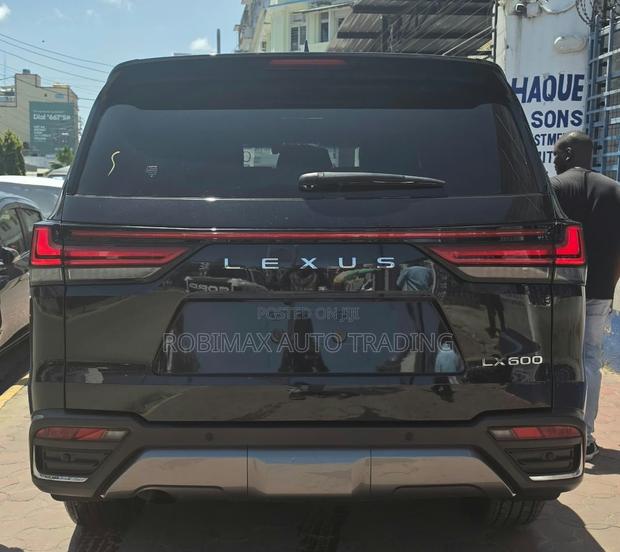 Lexus LX 2023 Black