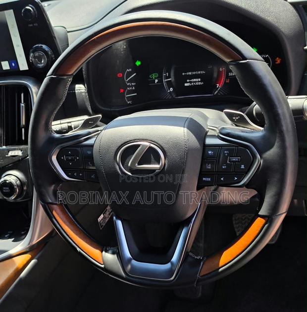 Lexus LX 2023 Black