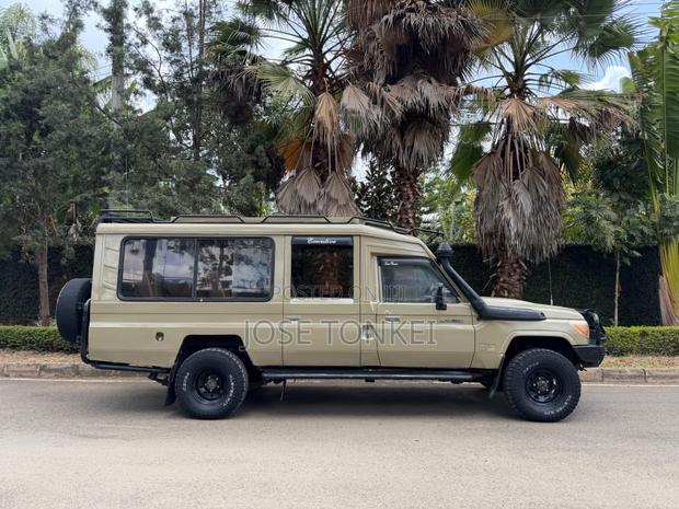 Toyota Land Cruiser 79 Series 2014 Brown