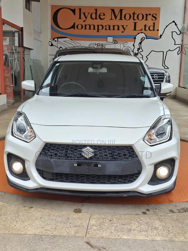 Suzuki Swift Sport 2019 White