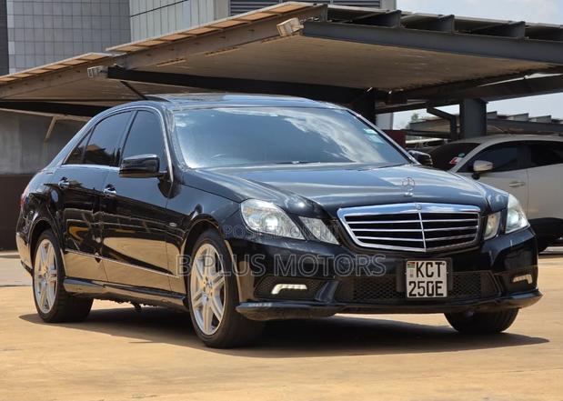 Mercedes-Benz E250 2011 Black