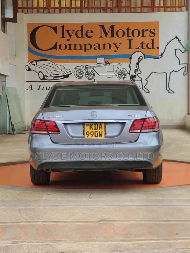 Mercedes-Benz E200 2014 Gray