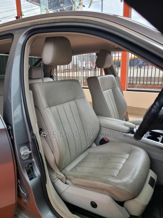 Mercedes-Benz E200 2014 Gray