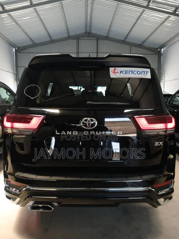 Toyota Land Cruiser 2024