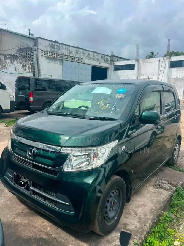Honda N-Box 2019 Blue
