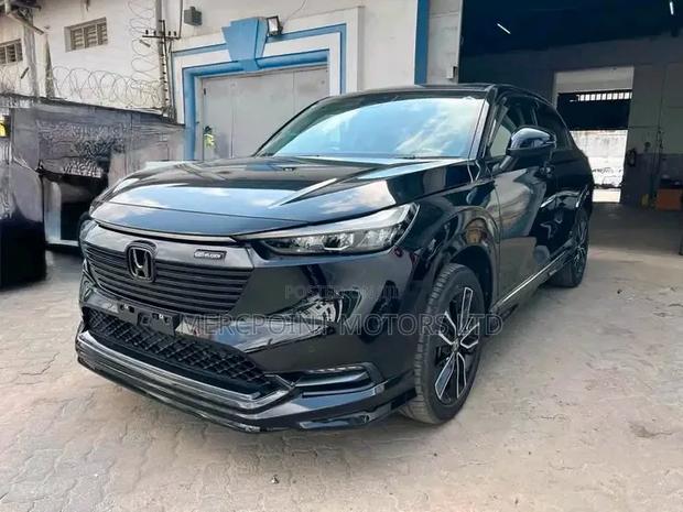 Honda Vezel 2021 Matt Black