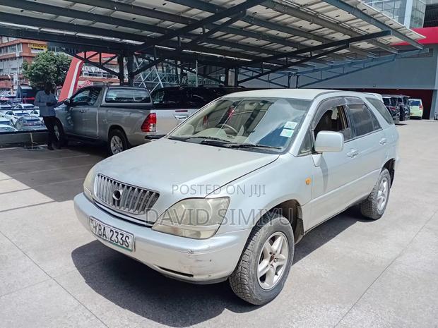 Toyota Harrier 2003 Silver