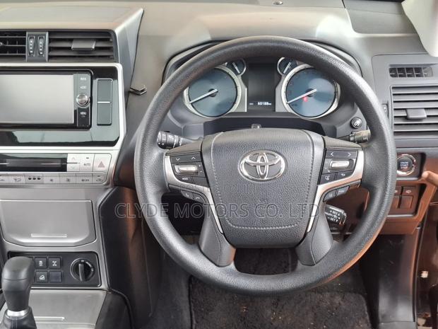 Toyota Land Cruiser Prado 2.8 2018 Black