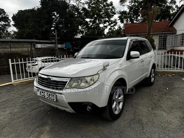 Subaru Forester 2009 White