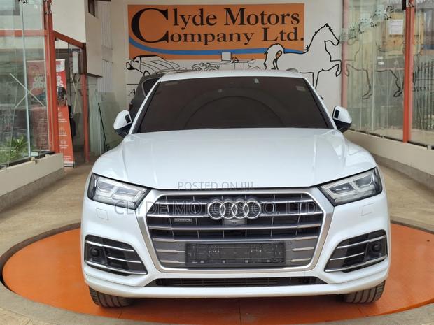 Audi Q5 2.0T Tech Premium AWD quattro 2018 White
