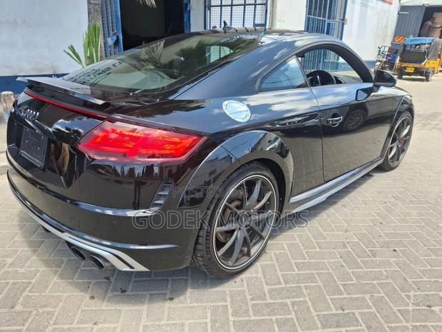 Audi Quattro 2020 Black