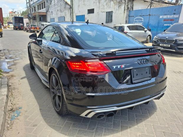 Audi Quattro 2020 Black