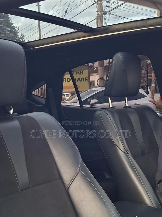 Toyota Harrier 2.5 Hybrid 4WD 2016 Black
