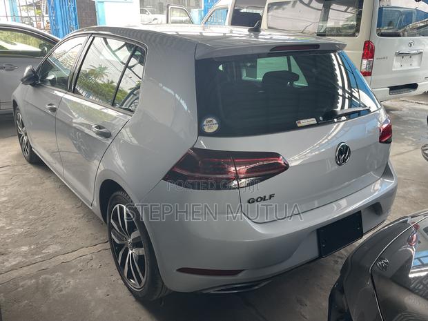 Volkswagen Golf 1.4T S FWD 2019 White