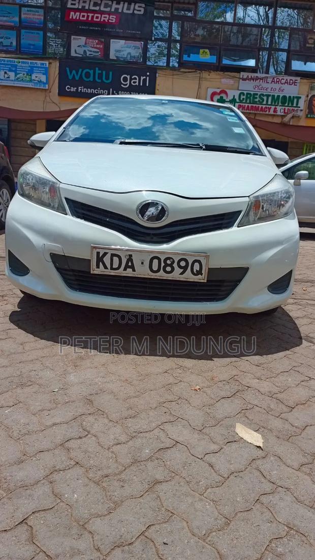 Toyota Vitz 2013 White