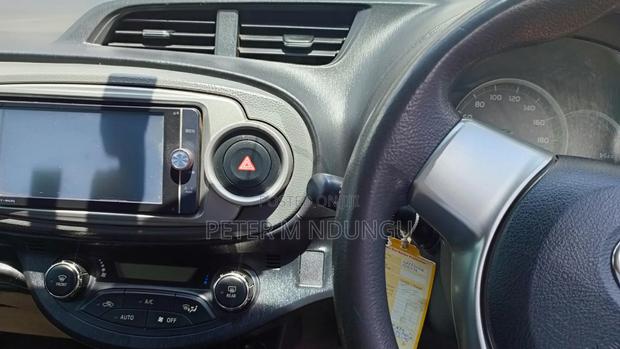 Toyota Vitz 2013 White