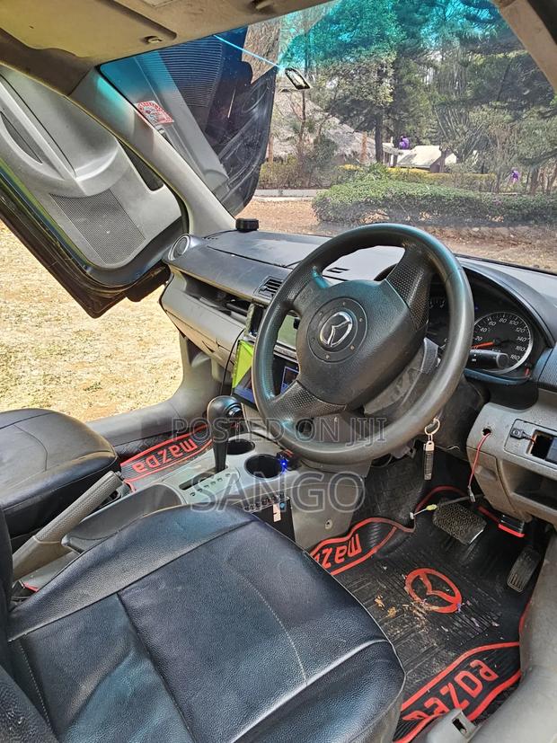 Mazda Demio 2006 Green