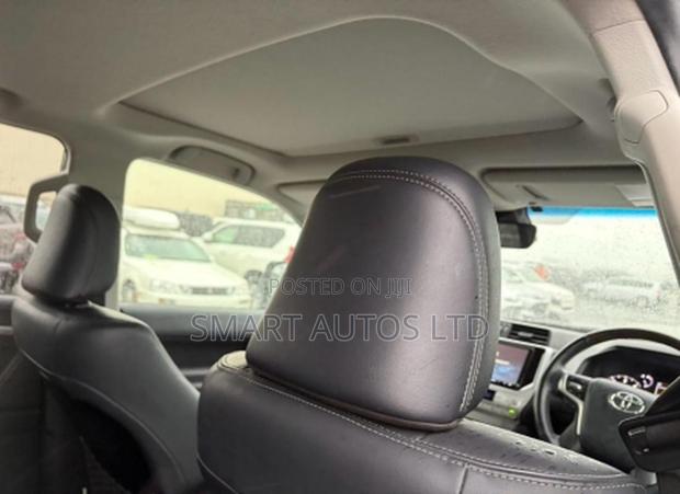 Toyota Land Cruiser 2021 Gray