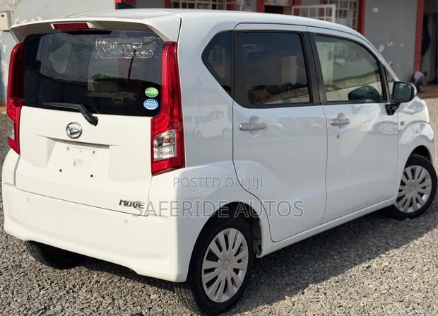 Daihatsu Move 2019 White