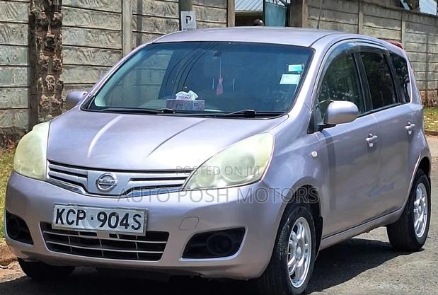 Nissan Note 2010 Pink