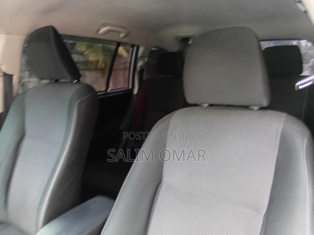 Toyota Corolla Fielder 2016 Silver