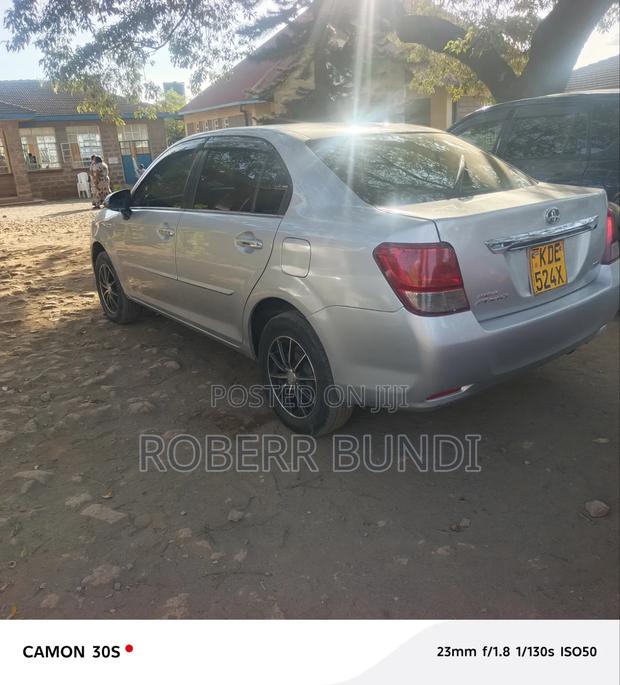 Toyota Axio 2014 Silver