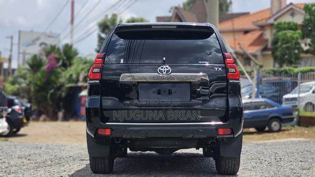 Toyota Land Cruiser Prado 2.8 2021 Black