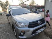 Toyota Hilux 2018 Silver for sale