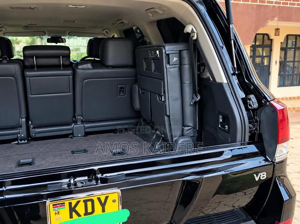 Toyota Land Cruiser 2008 White