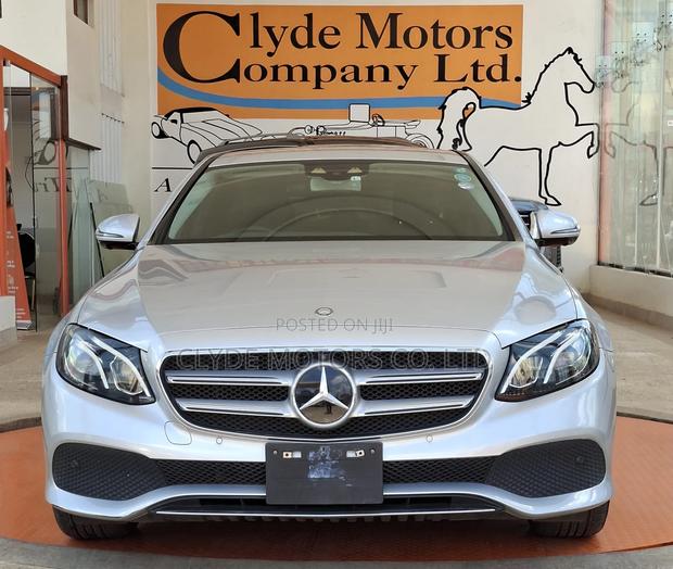 Mercedes-Benz E200 2016 Silver