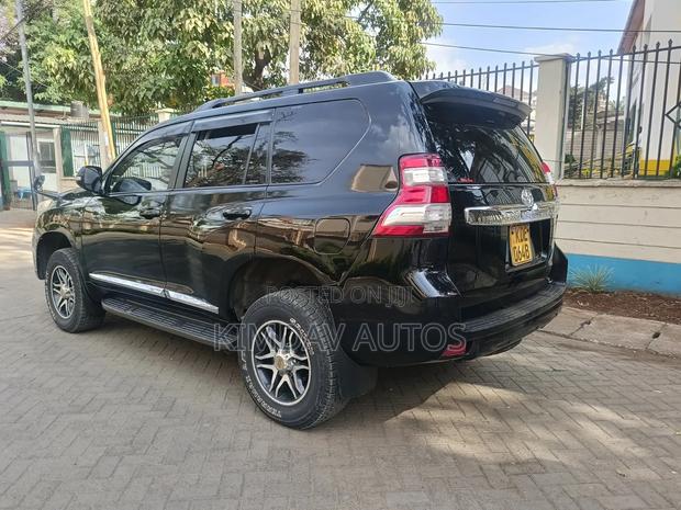 Toyota Land Cruiser Prado 2014 Black