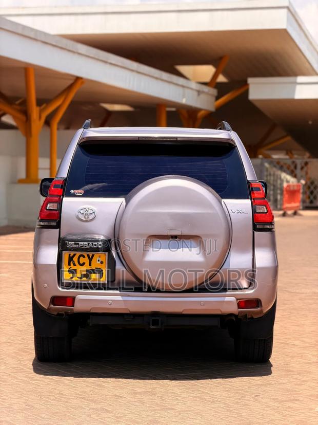 Toyota Land Cruiser Prado 3.0 D-4D (190 Hp) 7 seats 2014 Gold