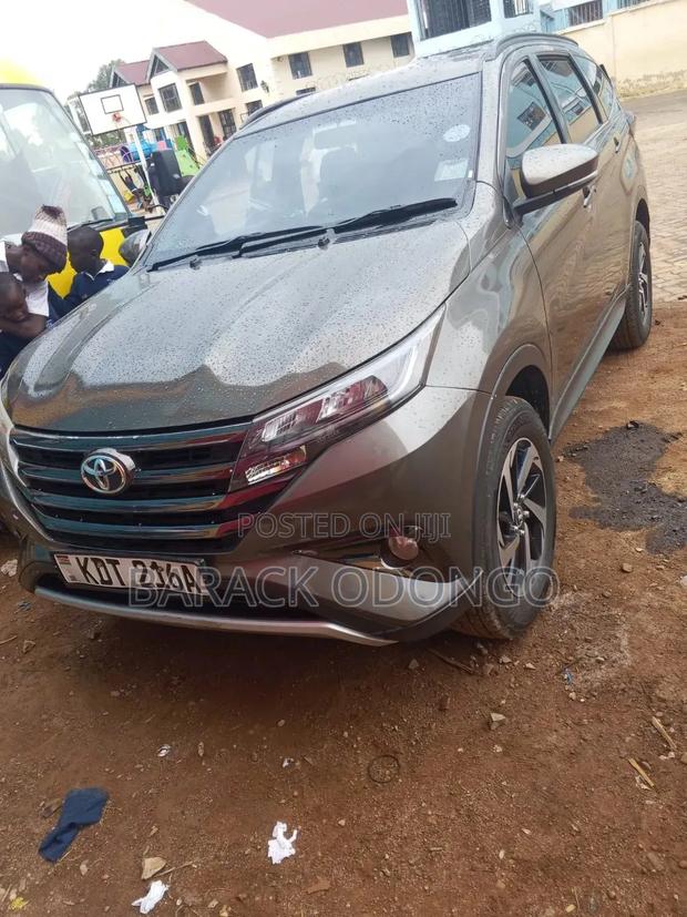Toyota Rush 1.5 RWD 2018 Brown