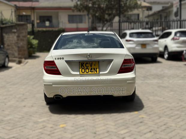 Mercedes-Benz C200 2012 White