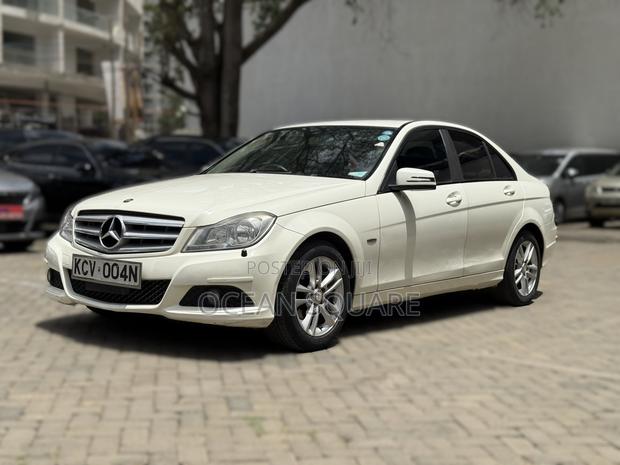 Mercedes-Benz C200 2012 White