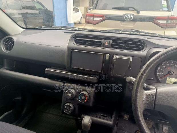 Toyota Succeed 2019 Silver
