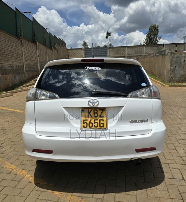 Toyota Caldina 2008 White