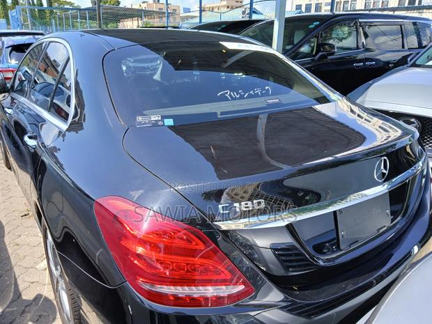 Mercedes-Benz C180 2019 Black