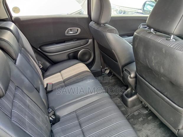 Honda Vezel 1.5 Hybrid 4WD 2019 Black
