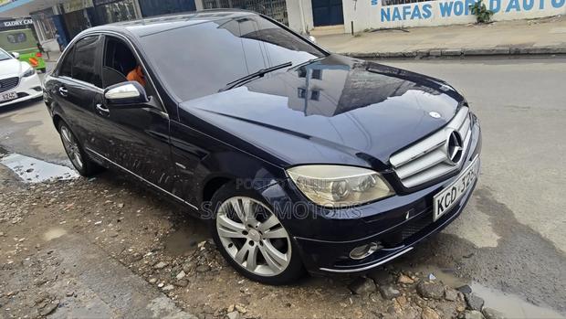 Mercedes-Benz C250 2008 Black