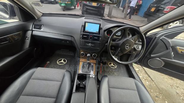 Mercedes-Benz C250 2008 Black